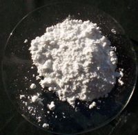 200px-calcium_carbonate.jpg