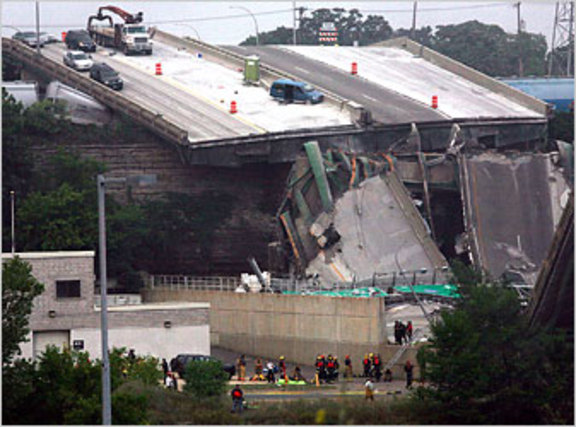 new_york_times_bridge_collapse_minn.jpg